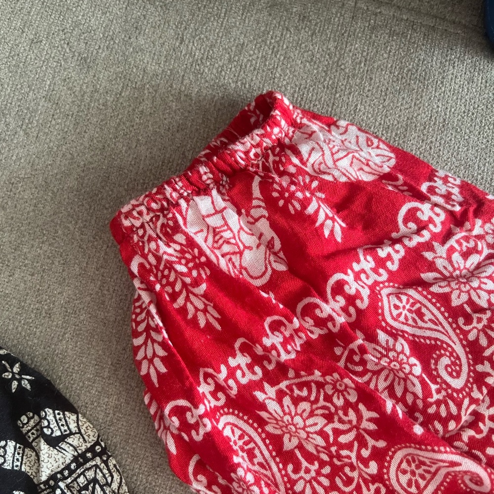 Elephant/harem pants - Picture 2 of 4